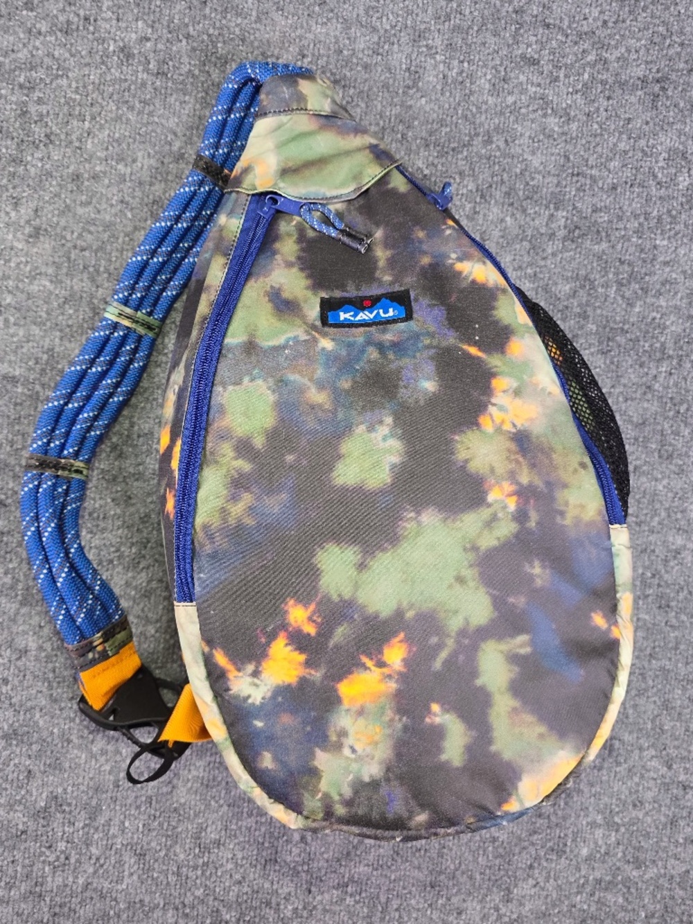 KAVU Ropesicle Insulated Cooler Sling Bag Tie Dye Sonic Boom NWOT